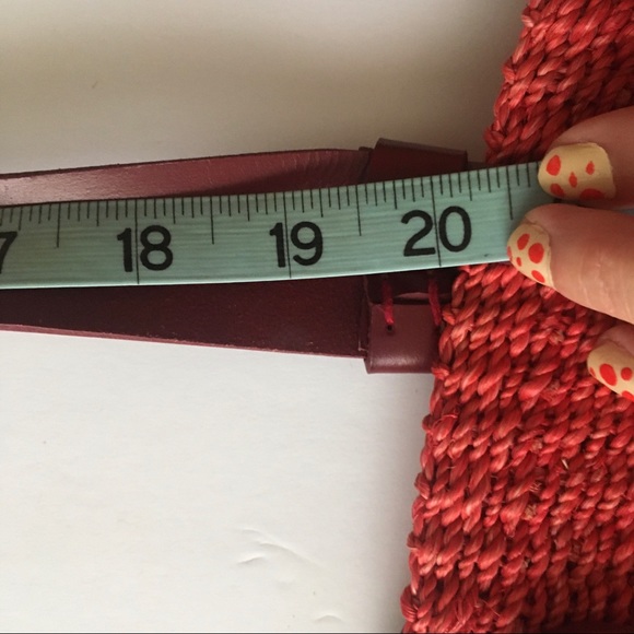 Vintage Red Natural Straw Tote Bag - Picture 12 of 12